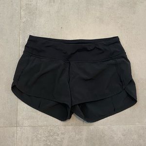 lululemon size 2 black speed up shorts length 2.5